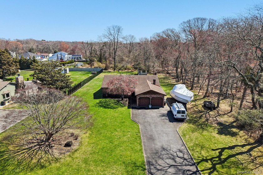 Spacious Sprawling Ranch situated on just shy of a Full Acre! - photo 34