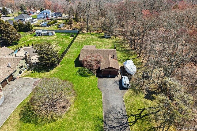 Spacious Sprawling Ranch situated on just shy of a Full Acre! - photo 38