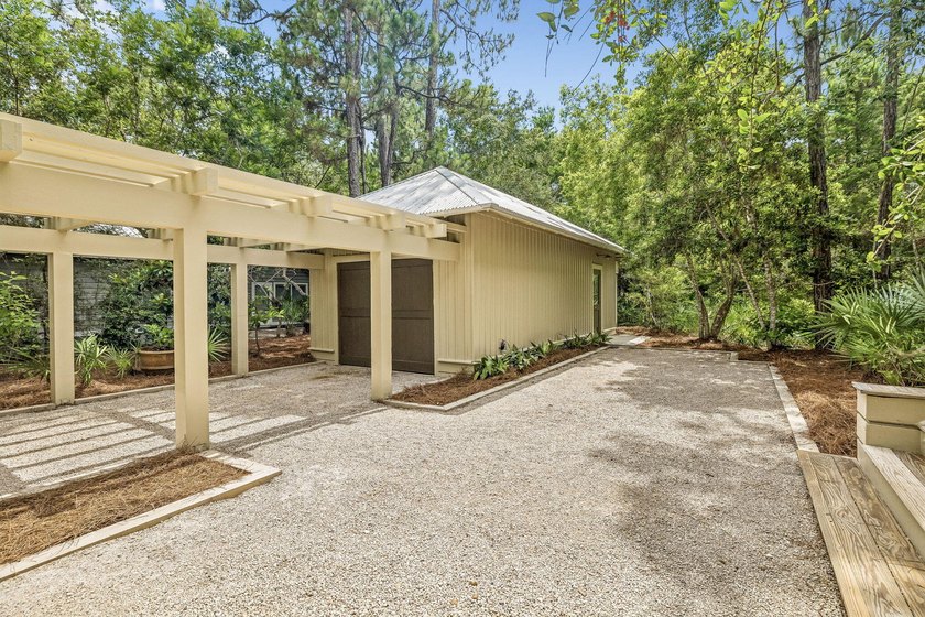 Located in the coastal dune lake community of Lakeplace at - photo 19