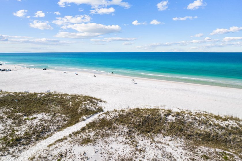 Located in the coastal dune lake community of Lakeplace at - photo 35