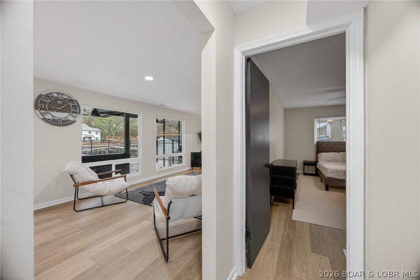 STUNNING, UPDATED LAKEFRONT OASIS IN AN UNBEATABLE LOCATION! - photo 22