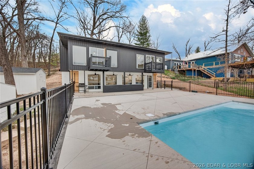 STUNNING, UPDATED LAKEFRONT OASIS IN AN UNBEATABLE LOCATION! - photo 43