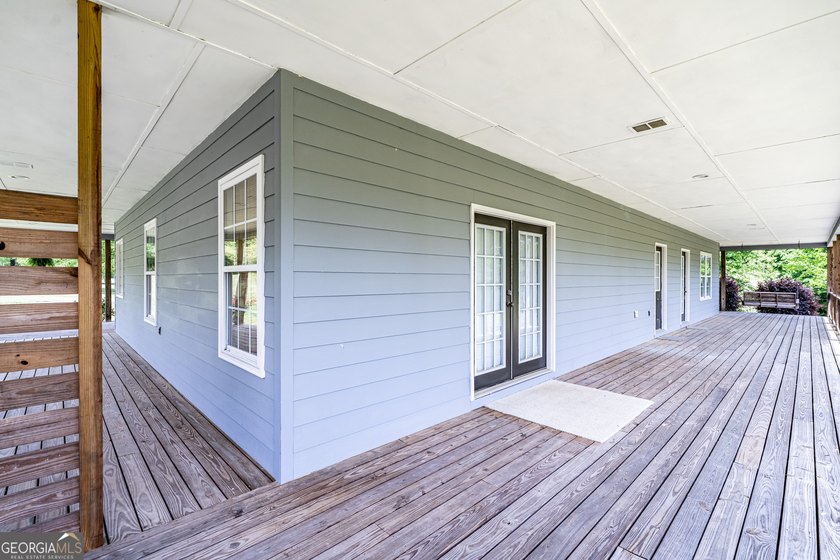 Welcome to your private retreat on over 4 beautiful acres! This - photo 7