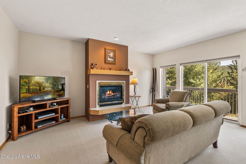 Experience peace and adventure at Cornice Condos on Schweitzer - photo 9
