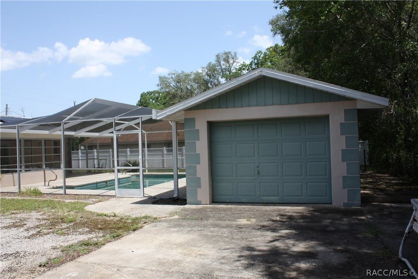 POOL Home - Come out and see this 2-bedroom, 2 bathroom - photo 42