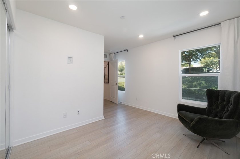 MUST SEE! TURNKEY SAN PEDRO CORNER LOT HOME! This Upgraded Home - photo 8