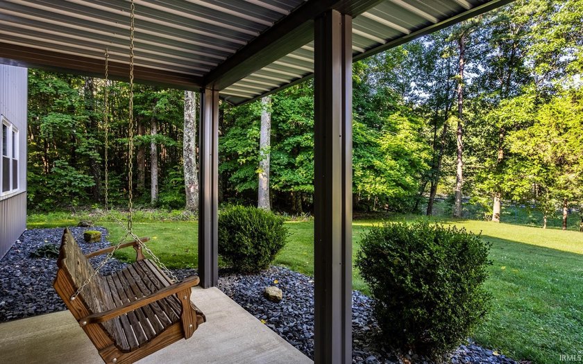 Escape to your own private retreat just minutes from Lake - photo 27