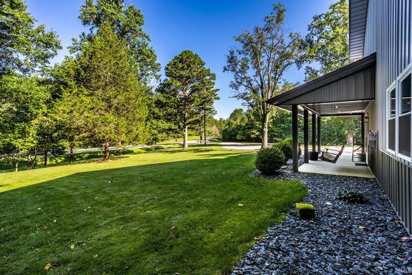 Escape to your own private retreat just minutes from Lake - photo 29