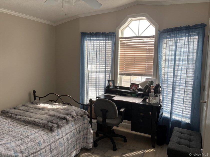 Welcome to Glenwood Village a 55 &amp; Over Manufactured Home - photo 11