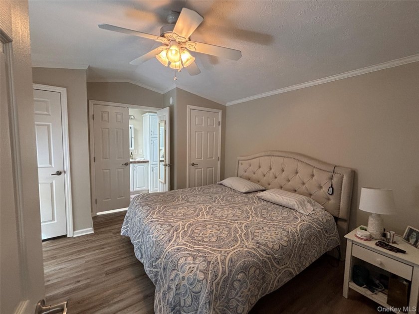 Welcome to Glenwood Village a 55 &amp; Over Manufactured Home - photo 26