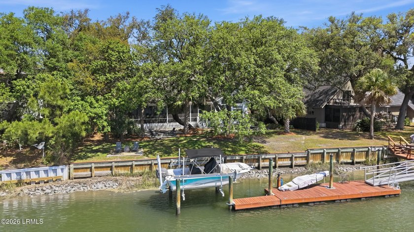 Ooo la la! Newly Renovated, Open Concept and a SHOW STOPPER! - photo 49