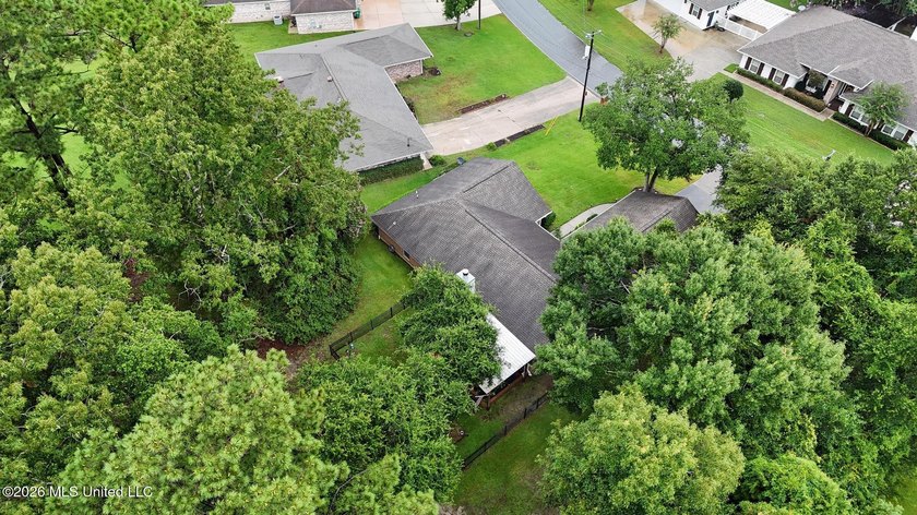Nestled on the 3rd tee of the Pines Golf Course in Diamondhead - photo 34