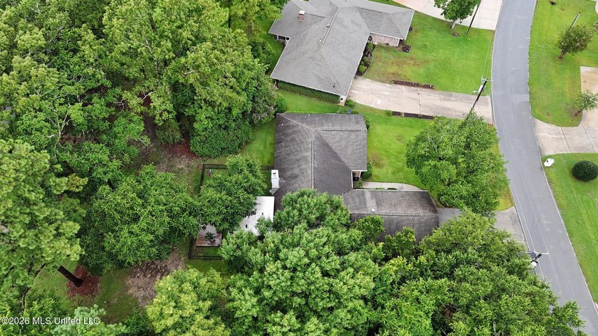 Nestled on the 3rd tee of the Pines Golf Course in Diamondhead - photo 35