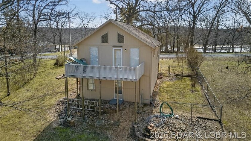 Lake of the Ozarks retreat located in the desirable Keithley's - photo 38