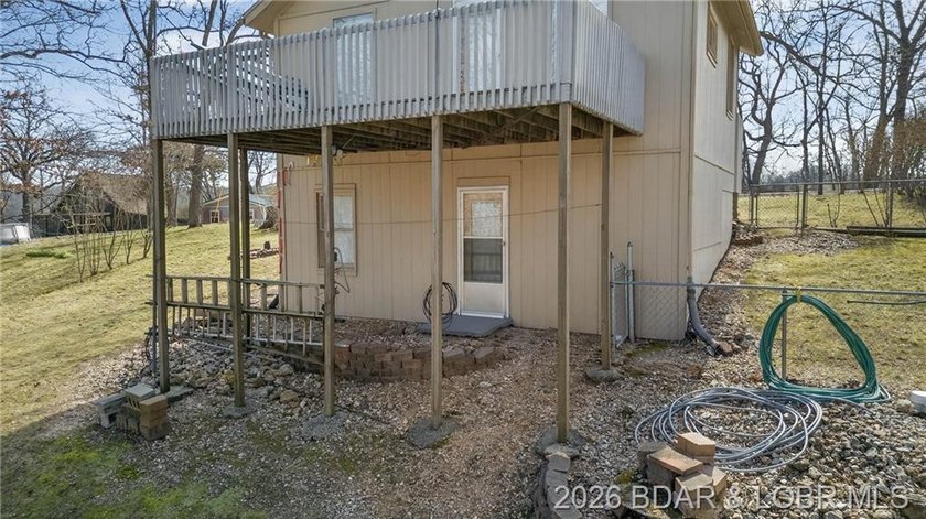 Lake of the Ozarks retreat located in the desirable Keithley's - photo 40