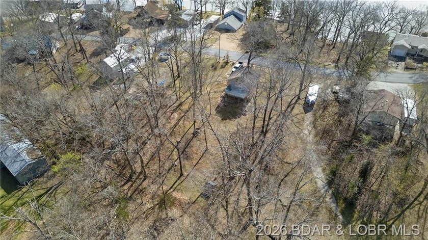 Lake of the Ozarks retreat located in the desirable Keithley's - photo 48