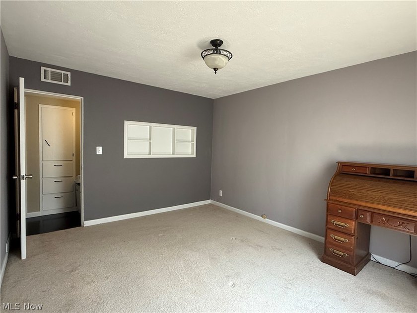 Welcome to this beautiful move-in-ready 3 bedroom 2 bath 1761 sq - photo 24