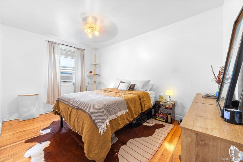 Welcome to 977 Lorimer St., a pre-war corner property on a - photo 11