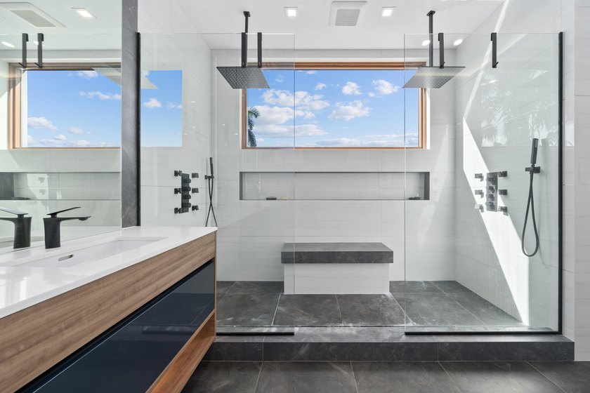 Experience unparalleled modern waterfront luxury in prestigious - photo 38