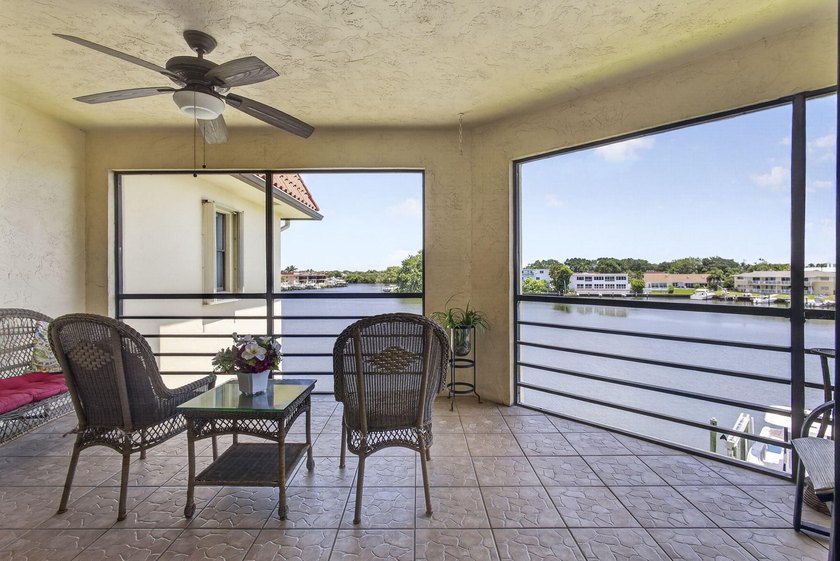ACCEPTING BACK-UP OFFERS. Take Elevator t0 TOP FLOOR 2BR/2BA - photo 16