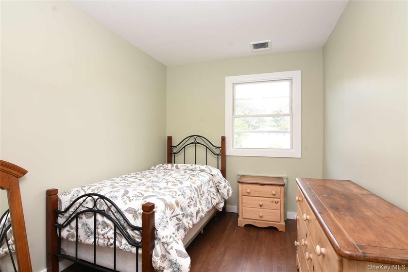 Spacious Split Level Home in the Heart of West Islip. Inside - photo 17