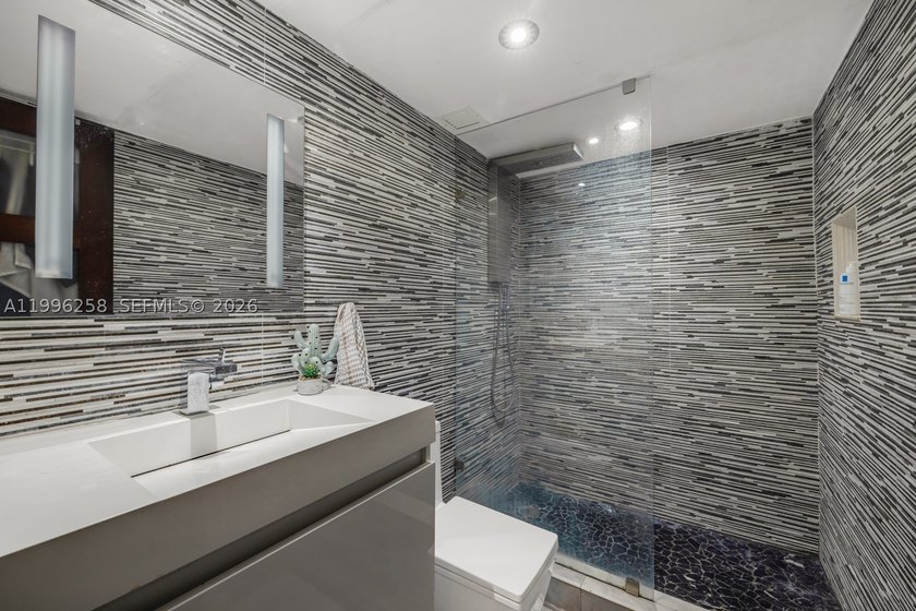 Not your typical condo-this is Nirvana with soul. A north-facing - photo 20