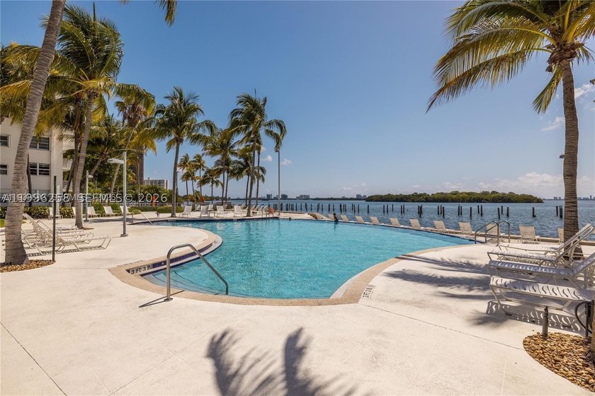 Not your typical condo-this is Nirvana with soul. A north-facing - photo 25