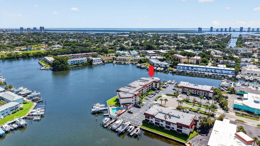 ACCEPTING BACK-UP OFFERS. Take Elevator t0 TOP FLOOR 2BR/2BA - photo 47