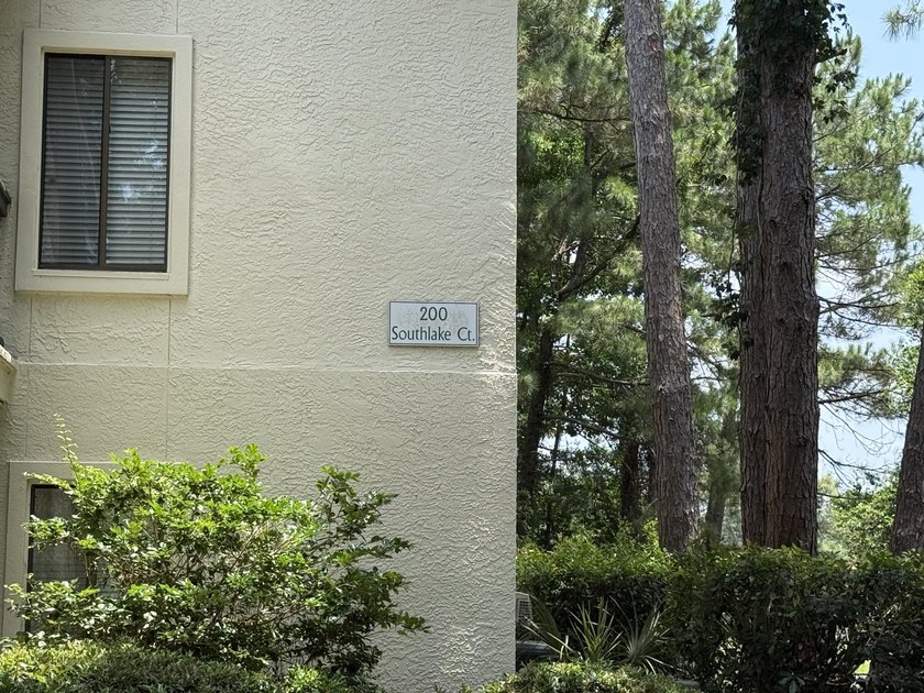 Welcome to lakefront living in the heart of Bluewater Bay! This - photo 17