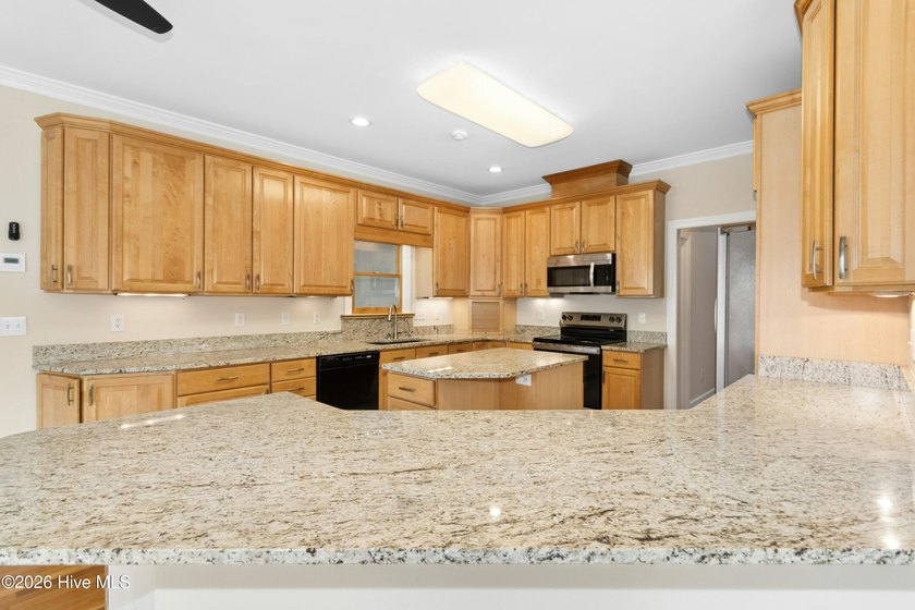 This gorgeous lakefront home is located at the end of a quiet - photo 24