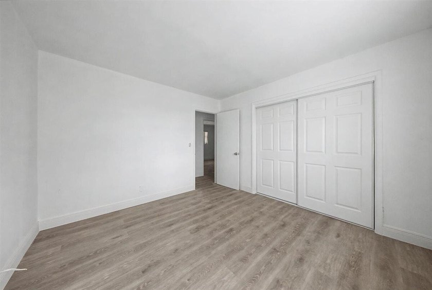 Welcome to an outstanding opportunity to own a true 3-bedroom - photo 29