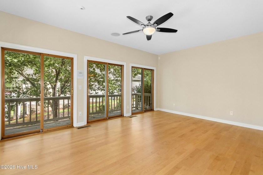 This gorgeous lakefront home is located at the end of a quiet - photo 36