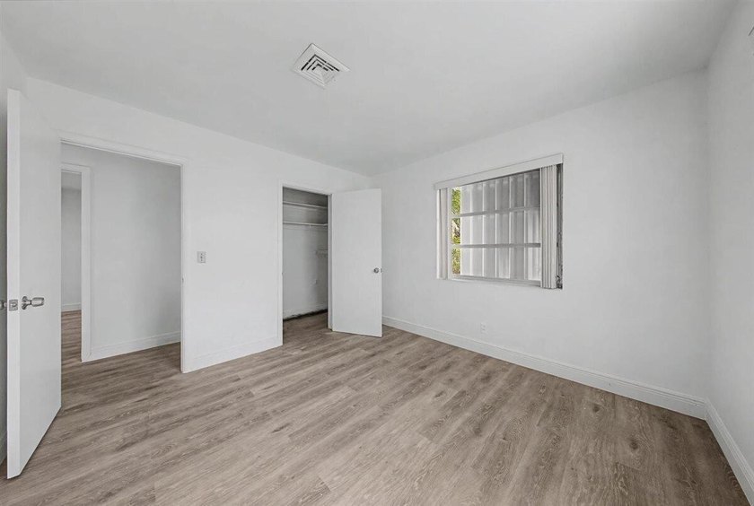 Welcome to an outstanding opportunity to own a true 3-bedroom - photo 36