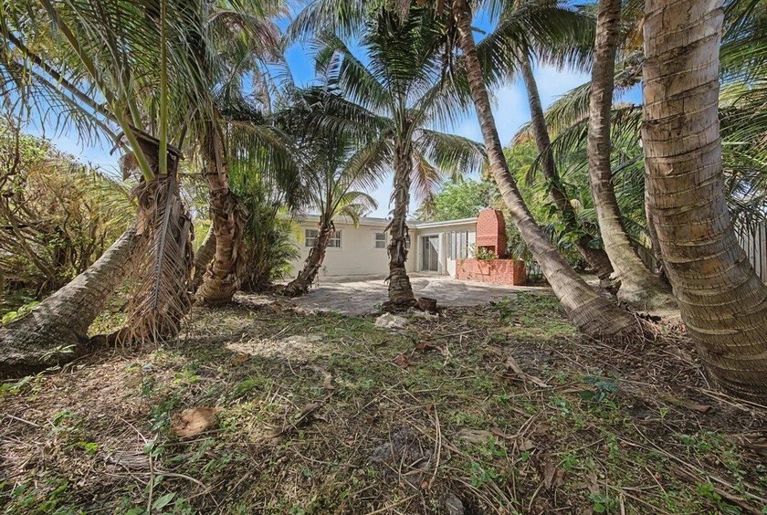 Welcome to an outstanding opportunity to own a true 3-bedroom - photo 49