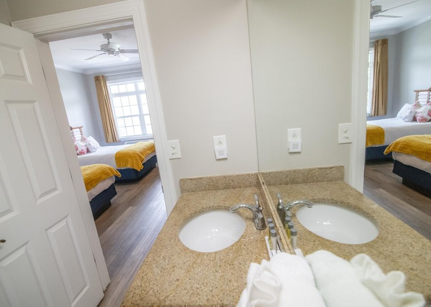 Discover a fully furnished hidden gem in the heart of Litchfield - photo 44