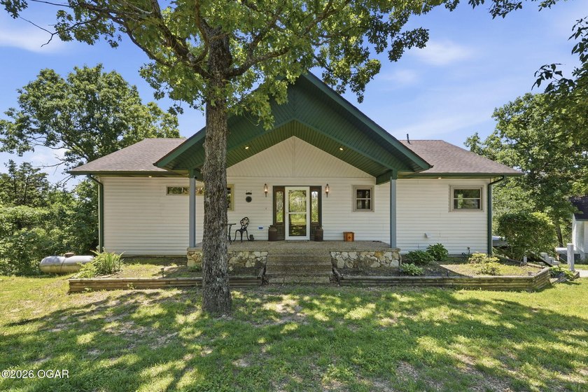 Is lake life calling your name? If so, you won't want to miss - photo 2