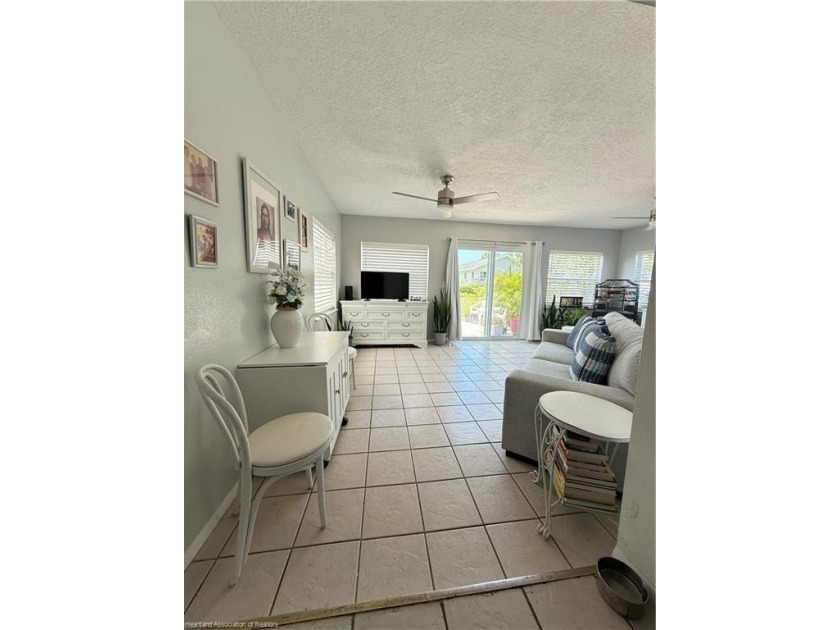 Welcome to 4023 Urbino Street - Move-In Ready in Sun 'N Lake of - photo 34