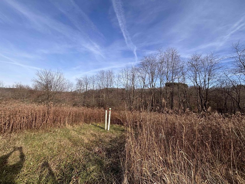 An exceptional opportunity to own a highly versatile 20-acre - photo 2