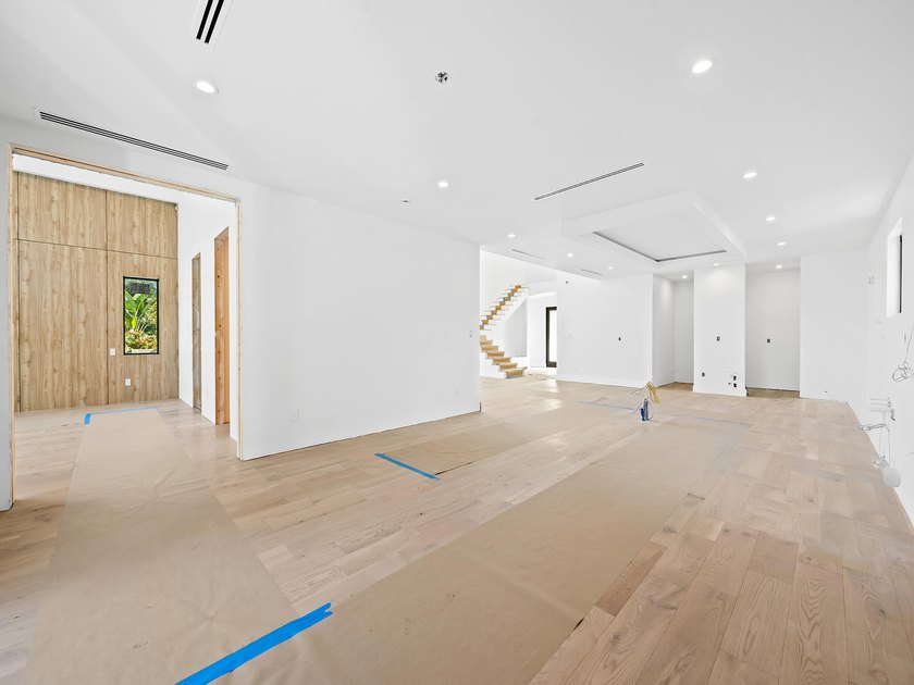 NEW CONSTRUCTION IN E. FORT LAUDERDALE, NEARING COMPLETION...! - photo 12