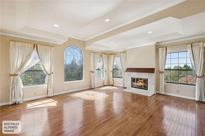 A rare opportunity in prestigious Los Altos Hills, 27220 - photo 2