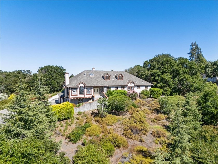 A rare opportunity in prestigious Los Altos Hills, 27220 - photo 6