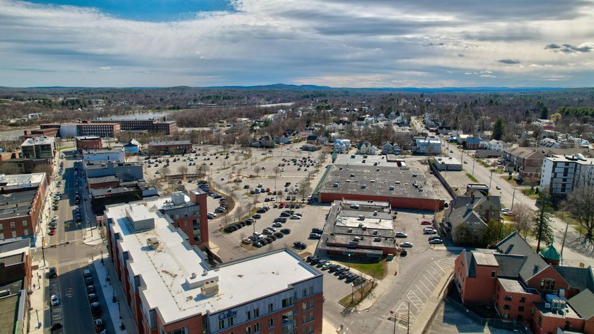 Downtown Waterville Excellent investment opportunity featuring - photo 13
