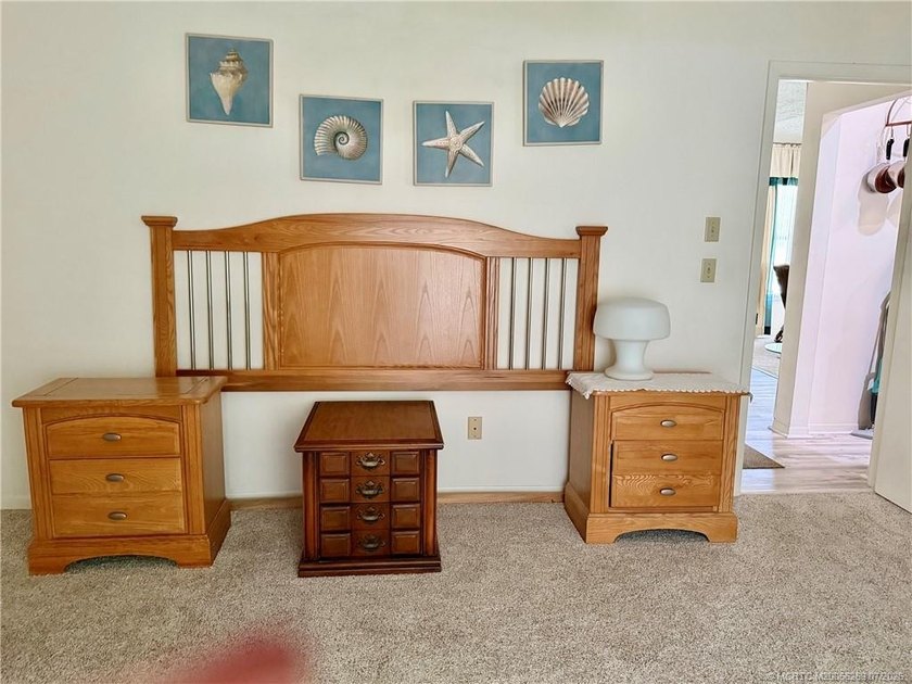 Fabulous 3/2/2 family pool home on an oversized lot. It has an - photo 31