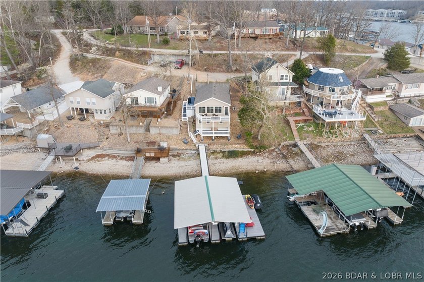 Discover the ultimate lakefront retreat with this stunningly - photo 38