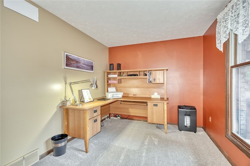 EXCEPTIONAL!!! LOVINGLY CARED FOR by PROUD OWNERS of 39 YEARS! - photo 15