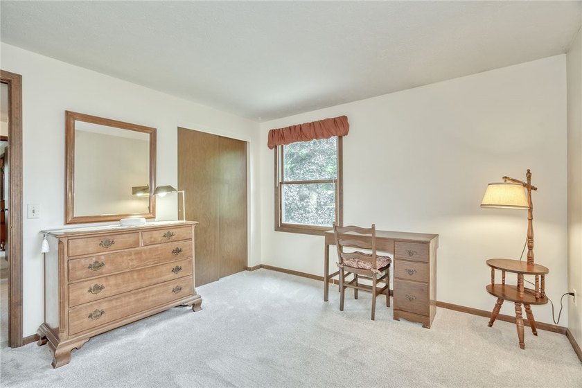EXCEPTIONAL!!! LOVINGLY CARED FOR by PROUD OWNERS of 39 YEARS! - photo 36
