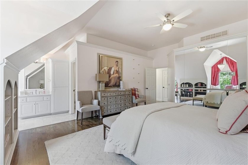 Luxury lakefront living awaits in Lake Winnebago! Situated on an - photo 45