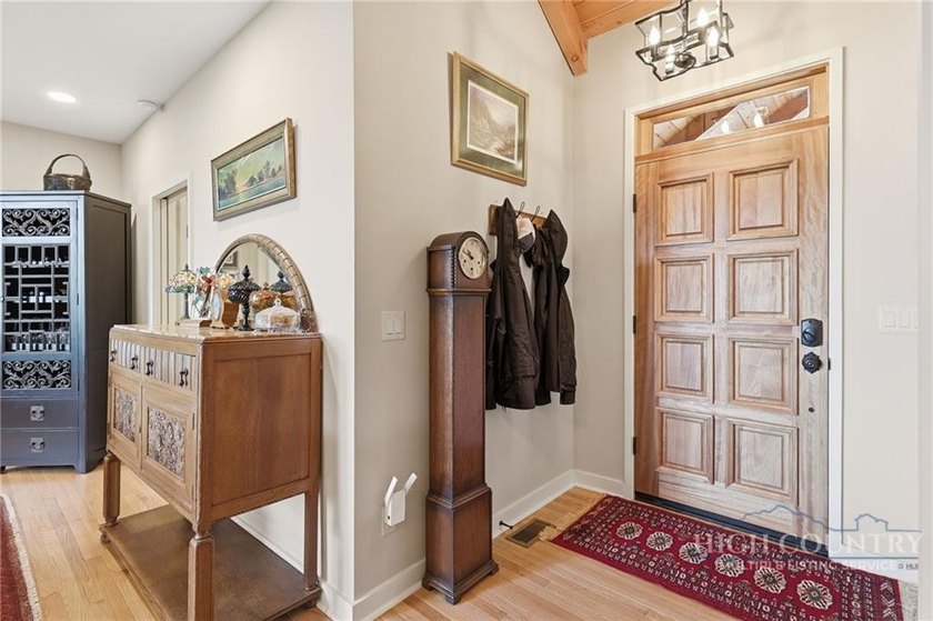Built in 2023 and perched just moments from Blowing Rock in Echo - photo 6