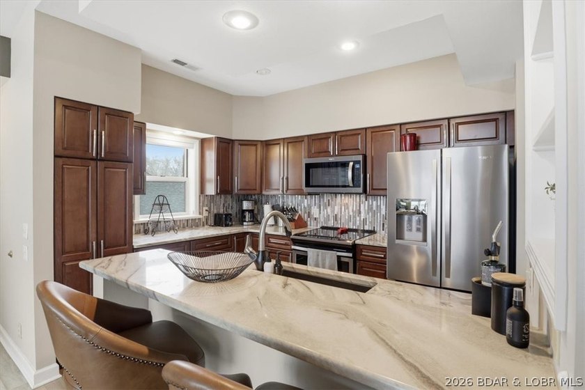 This top floor, 3 bedroom, 3 bath, a furnished condo is only one - photo 11