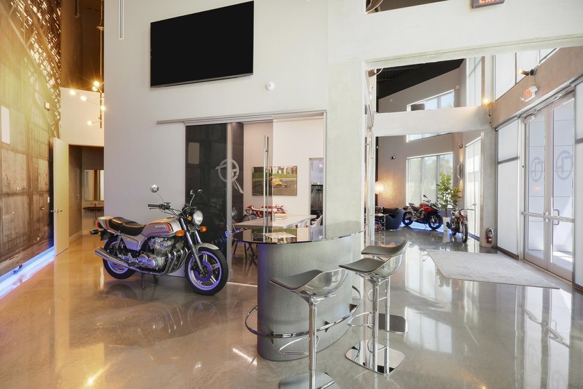 The Hangar is the premier garage condominium development - photo 19